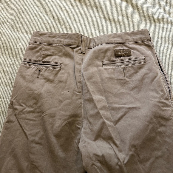 Calvin Klein Khaki Trousers W31 - Picture 5 of 9